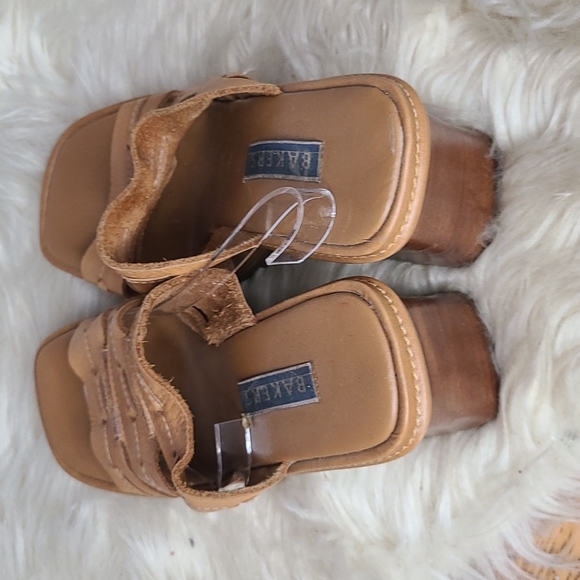 Vintage Bakers tan leather platform sandal 7.5 boho 70s style - Picture 3 of 8